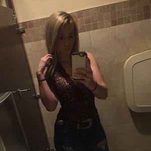 Meet your Posher, Candice